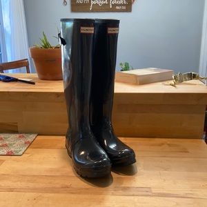 W9 Black Hunter Rain Boots EUC